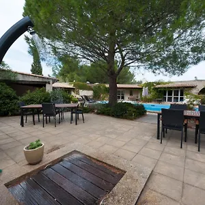 3* Hotel Le Devem De Mirapier