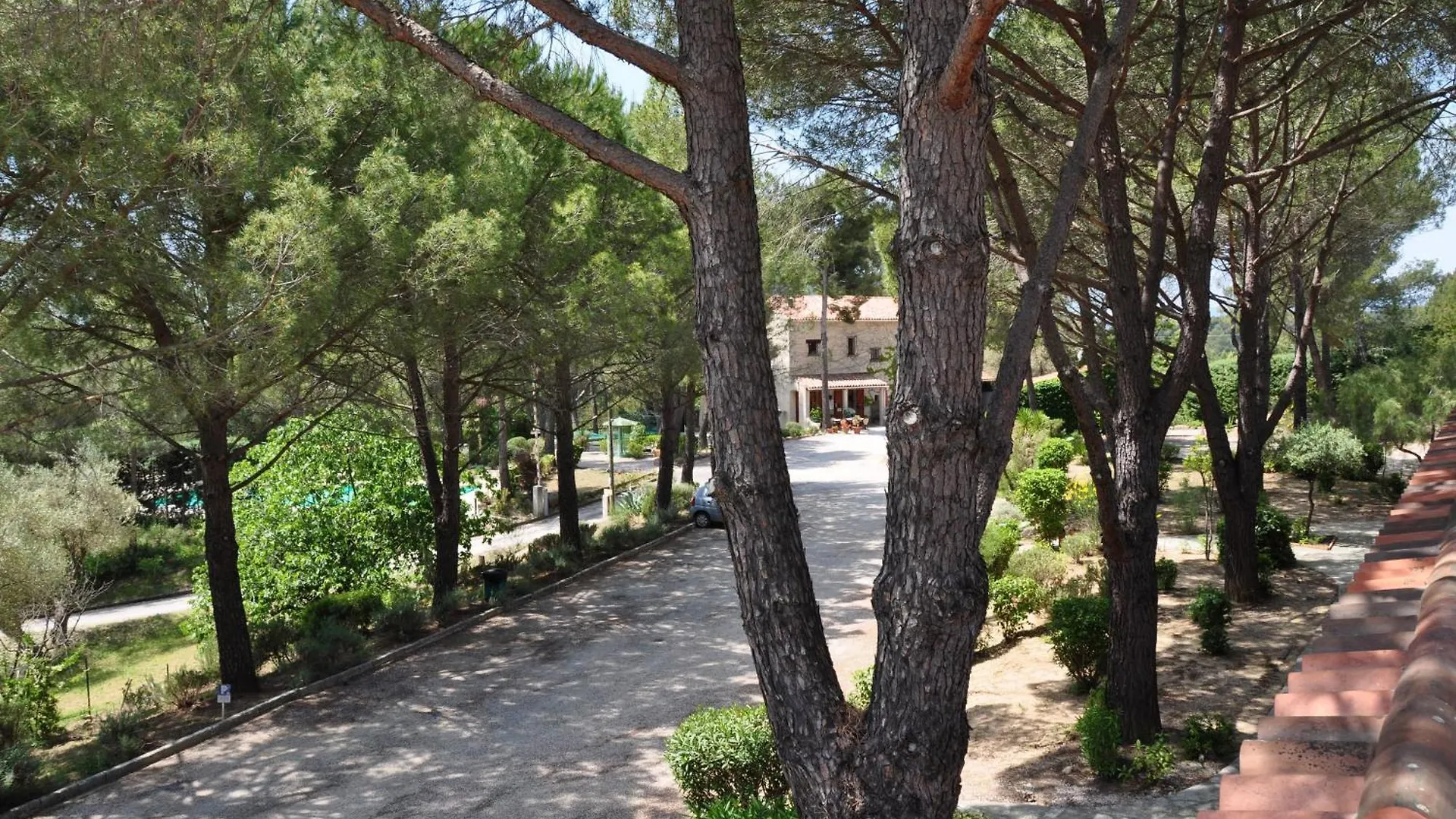 **  Hotel La Cigaliere Le Beausset Francie