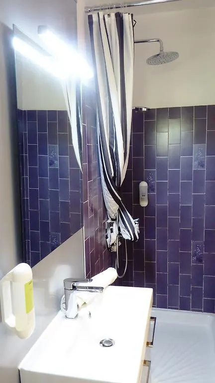 Hotel La Cigaliere Le Beausset 2*,