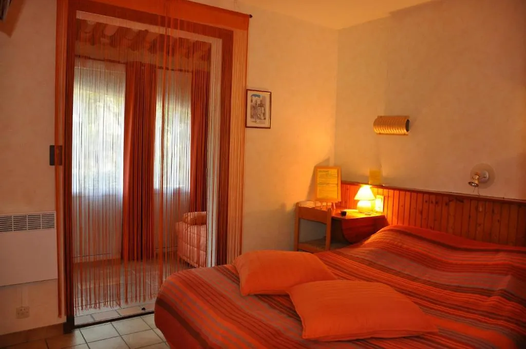 Hotel La Cigaliere Le Beausset 2*,  Francie